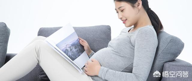 老婆怀孕了，禁止她玩手机，应该让她看什么书解闷又对胎儿宝宝好？