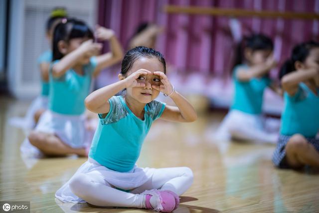 学习什么兴趣爱好，有助于宝宝提升智力？