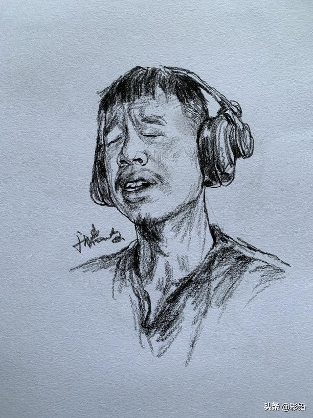 我家闺女五岁了，平时非常喜欢画画、做手工，如果想培养她走美术道路，应该怎么培养呢？
