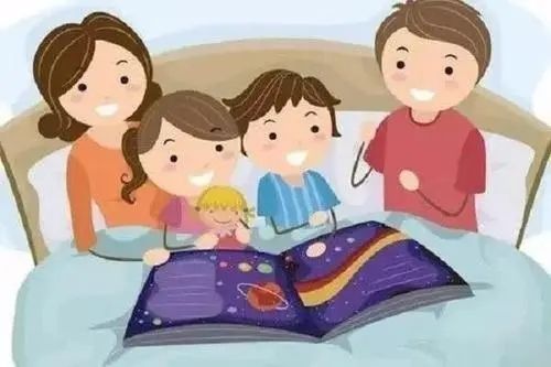 睡前听故事与睡前阅读，哪一个更适宜八岁孩子呢？