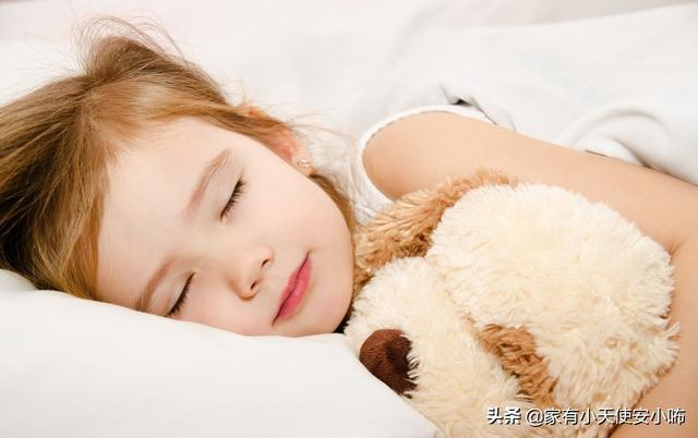 两周岁的孩子一天睡几个小时觉正常？